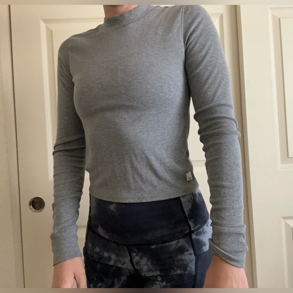 Vuori Ribbed Mock Neck Long Sleeve